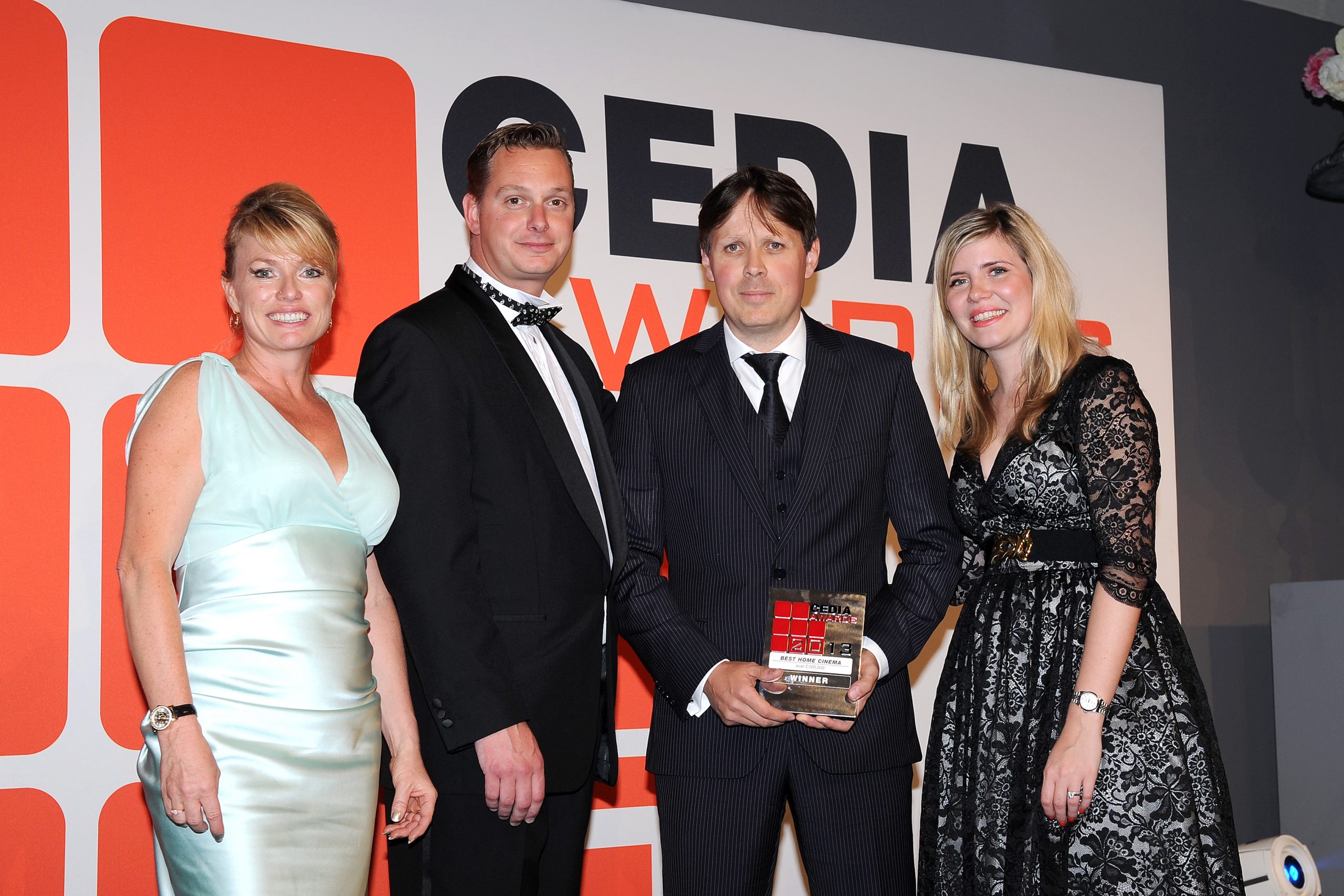 Guy Singleton of Imagine This receives CEDIA Smart Home Installation Award