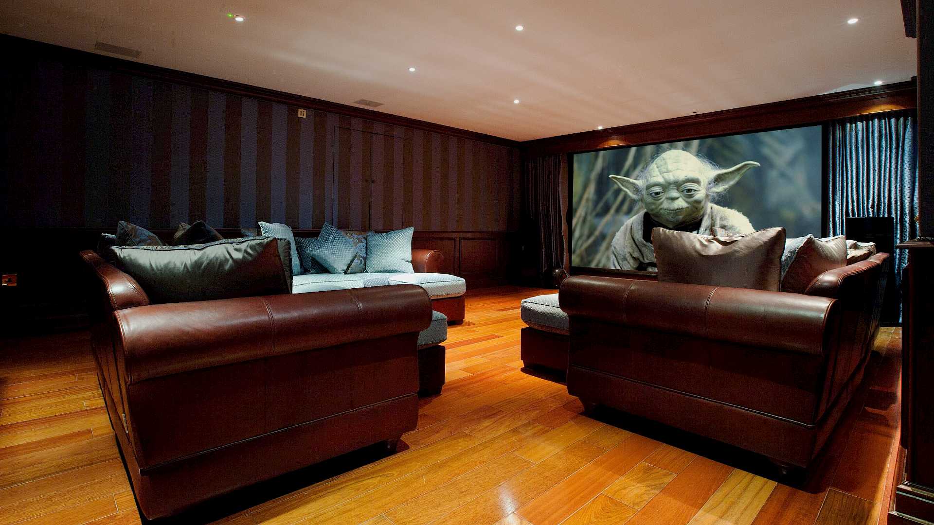 Screen from rear right low - home cinema