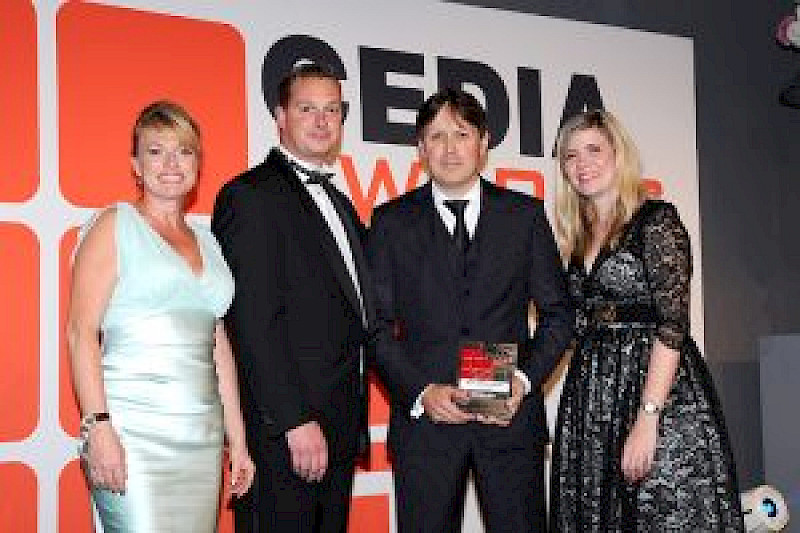 2013 CEDIA Best Home Cinema - Guy Singleton collects award